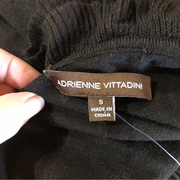 Adrienne Vittadini Easy Luxe Ruffle Scoop Neck Sweater Size S - Picture 9 of 9